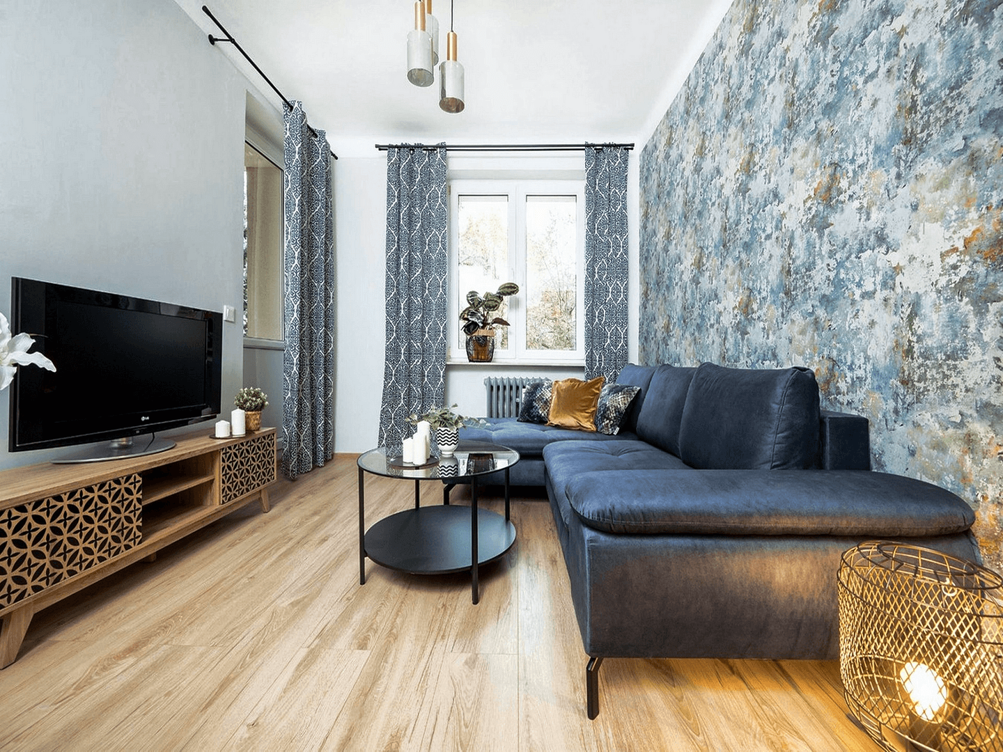 Prenájom bytu 2-izbový 50 m², Frankfurt am Main, Hesensko Prenájom bytu 2-izbový 50 m², Frankfurt am Main, Hesensko