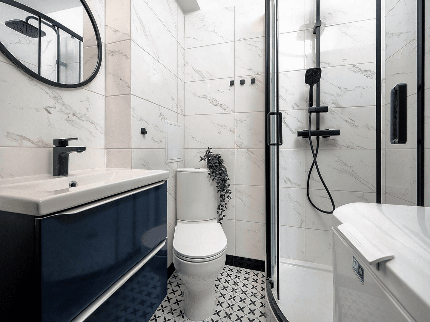 Prenájom bytu 2-izbový 50 m², Frankfurt am Main, Hesensko Prenájom bytu 2-izbový 50 m², Frankfurt am Main, Hesensko