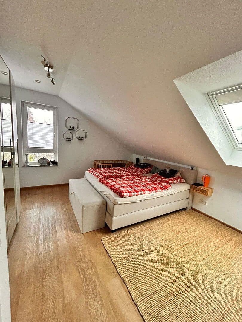 Prenájom bytu 3-izbový 98 m², Hamm, Severné Porýnie - Westfálsko Prenájom bytu 3-izbový 98 m², Hamm, Severné Porýnie - Westfálsko