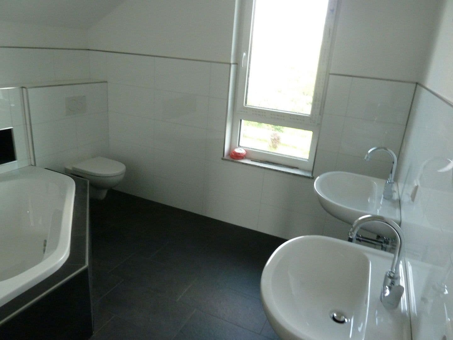 Prenájom bytu 3-izbový 98 m², Hamm, Severné Porýnie - Westfálsko Prenájom bytu 3-izbový 98 m², Hamm, Severné Porýnie - Westfálsko