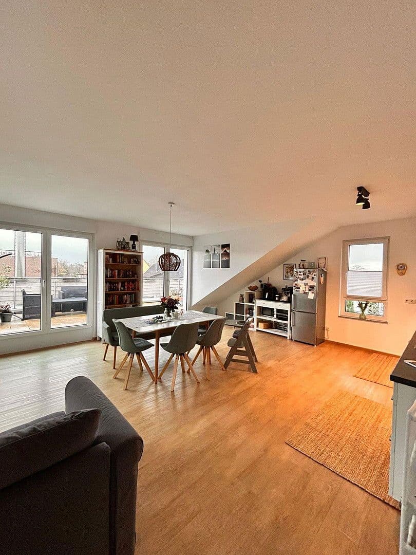 Prenájom bytu 3-izbový 98 m², Hamm, Severné Porýnie - Westfálsko Prenájom bytu 3-izbový 98 m², Hamm, Severné Porýnie - Westfálsko