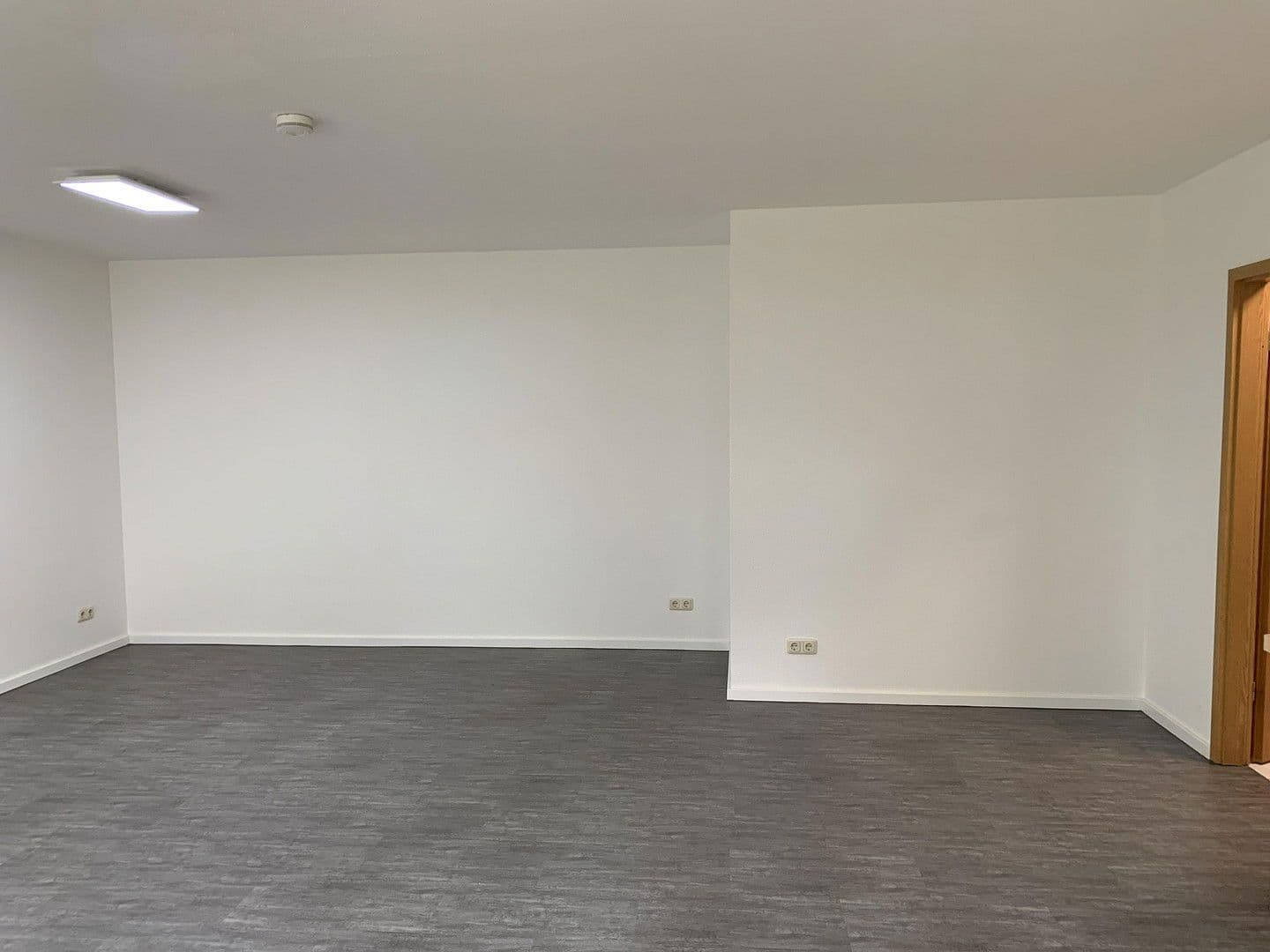 Prenájom bytu 1-izbový 48 m², Turnierstraße 3, Ingelheim am Rhein, Porýnie-Falcko Prenájom bytu 1-izbový 48 m², Turnierstraße 3, Ingelheim am Rhein, Porýnie-Falcko
