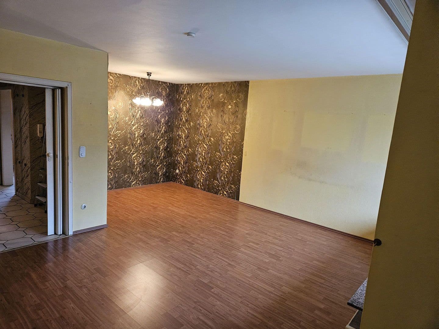 Predaj domu 160 m², pozemek 160 m², Hemmingen, Dolné Sasko Predaj domu 160 m², pozemek 160 m², Hemmingen, Dolné Sasko