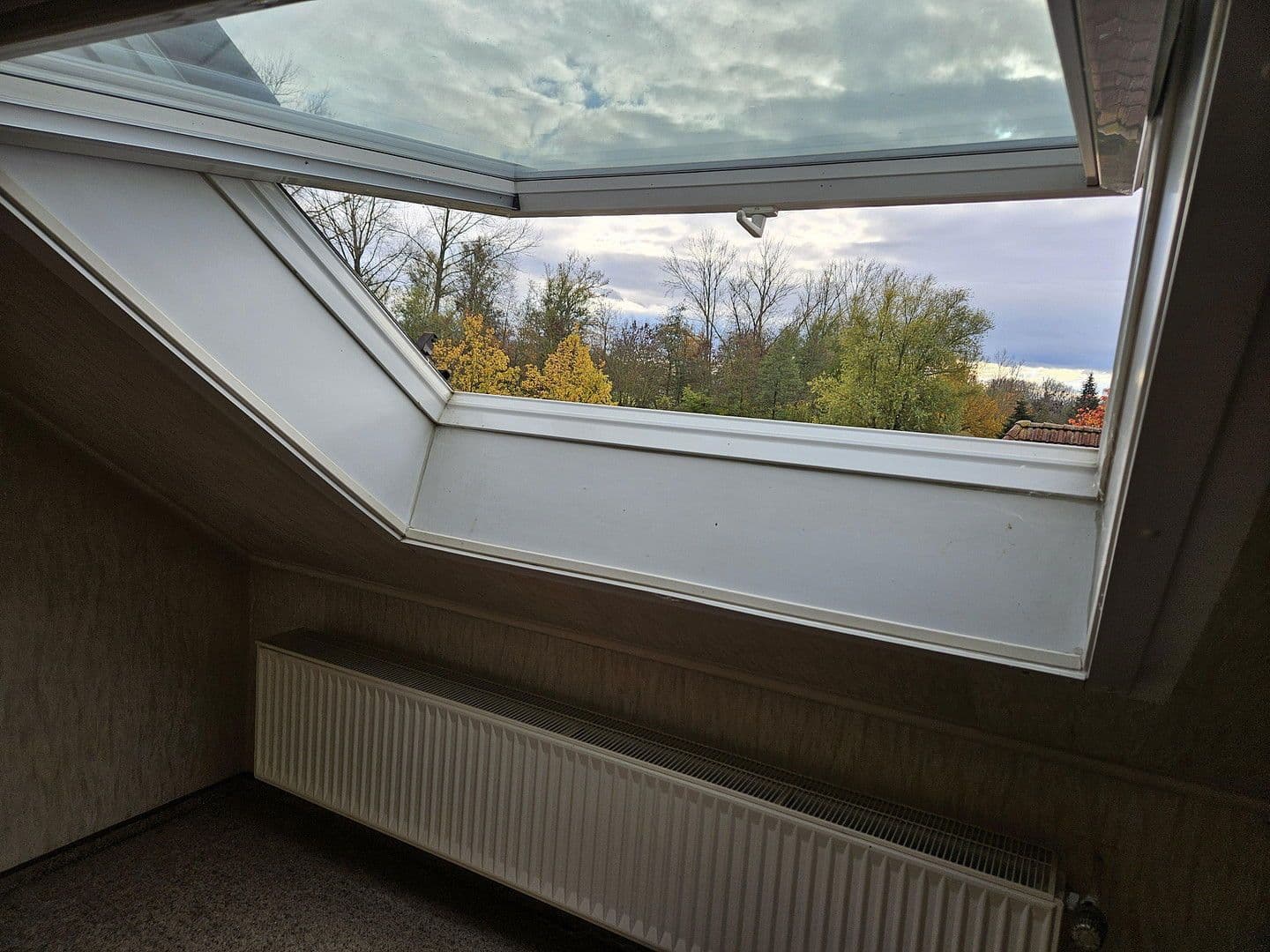 Predaj domu 160 m², pozemek 160 m², Hemmingen, Dolné Sasko Predaj domu 160 m², pozemek 160 m², Hemmingen, Dolné Sasko