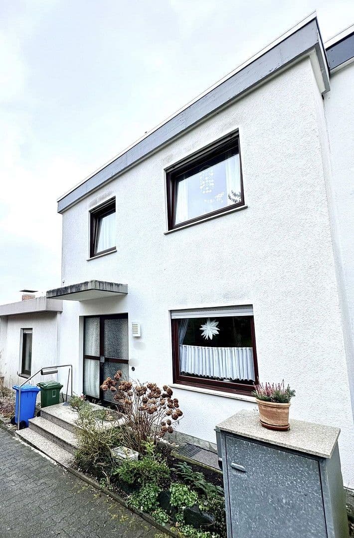 Predaj domu 110 m², pozemek 154 m², Mühltal, Hesensko Predaj domu 110 m², pozemek 154 m², Mühltal, Hesensko