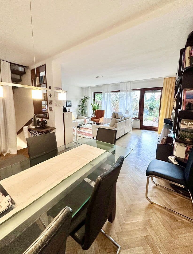 Predaj domu 110 m², pozemek 154 m², Mühltal, Hesensko Predaj domu 110 m², pozemek 154 m², Mühltal, Hesensko