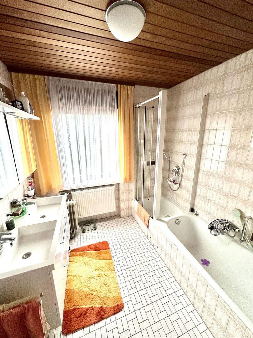 Predaj domu 110 m², pozemek 154 m², Mühltal, Hesensko Predaj domu 110 m², pozemek 154 m², Mühltal, Hesensko