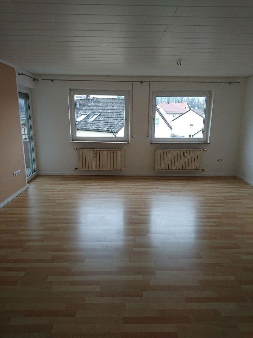 Prenájom bytu 3-izbový 84 m², Linzer Straße 11, Backnang, Bádensko-Wurttembersko Prenájom bytu 3-izbový 84 m², Linzer Straße 11, Backnang, Bádensko-Wurttembersko