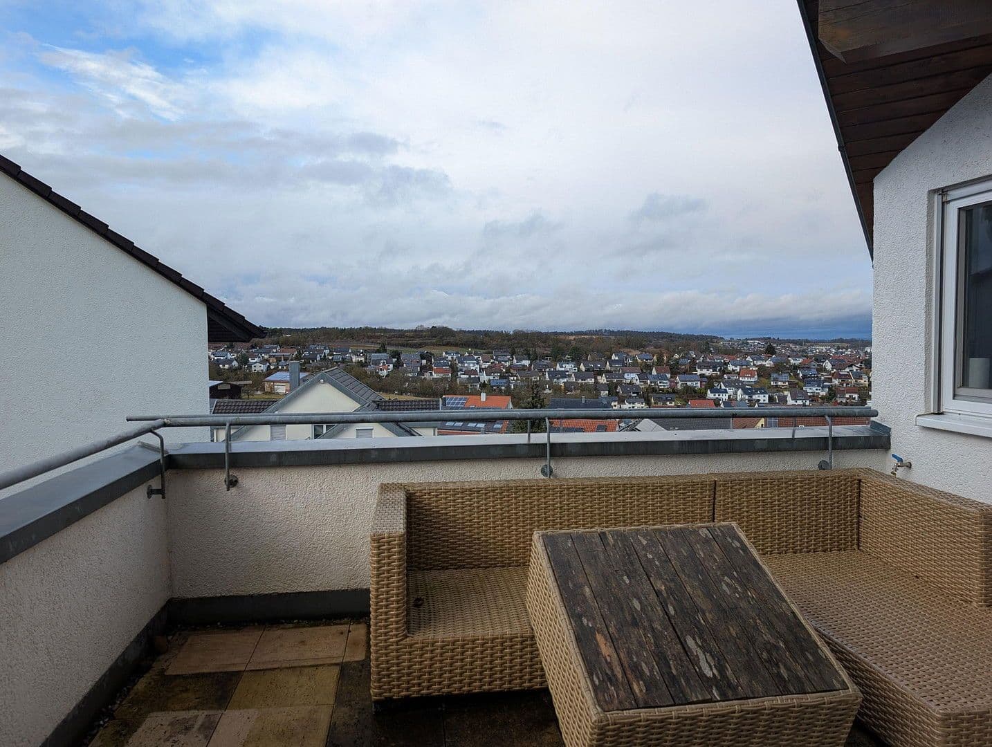 Predaj bytu 5-izbový 104 m², Weissach, Bádensko-Wurttembersko Predaj bytu 5-izbový 104 m², Weissach, Bádensko-Wurttembersko