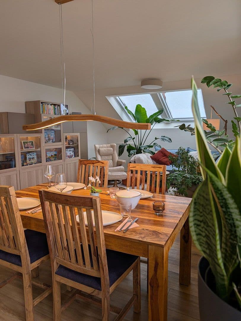 Predaj bytu 5-izbový 104 m², Weissach, Bádensko-Wurttembersko Predaj bytu 5-izbový 104 m², Weissach, Bádensko-Wurttembersko