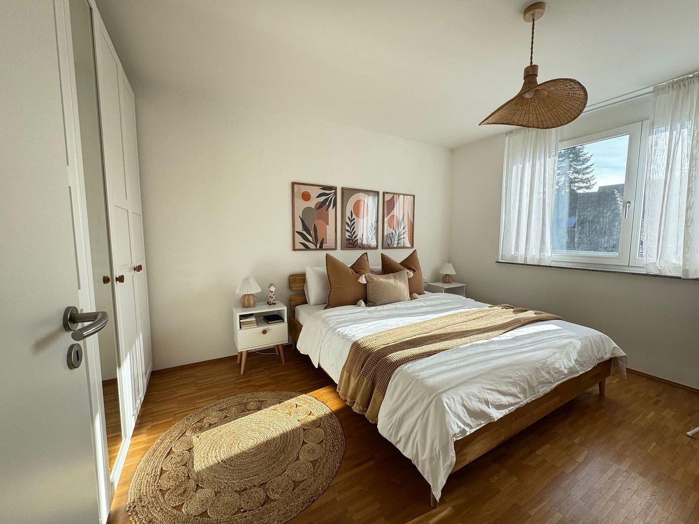 Prenájom bytu 3-izbový 81 m², Wiener Straße 180, Stuttgart, Bádensko-Wurttembersko Prenájom bytu 3-izbový 81 m², Wiener Straße 180, Stuttgart, Bádensko-Wurttembersko