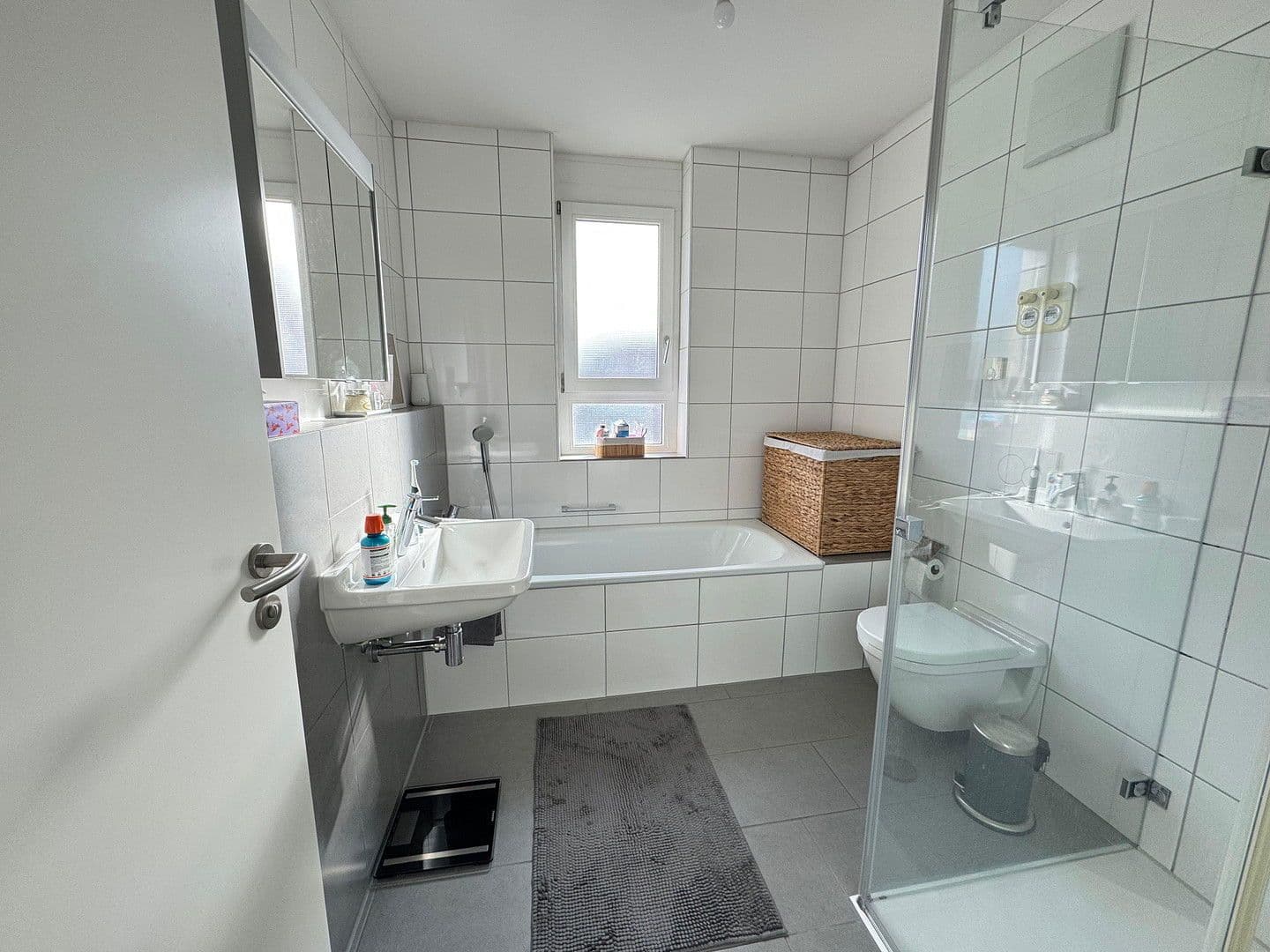 Prenájom bytu 3-izbový 81 m², Wiener Straße 180, Stuttgart, Bádensko-Wurttembersko Prenájom bytu 3-izbový 81 m², Wiener Straße 180, Stuttgart, Bádensko-Wurttembersko