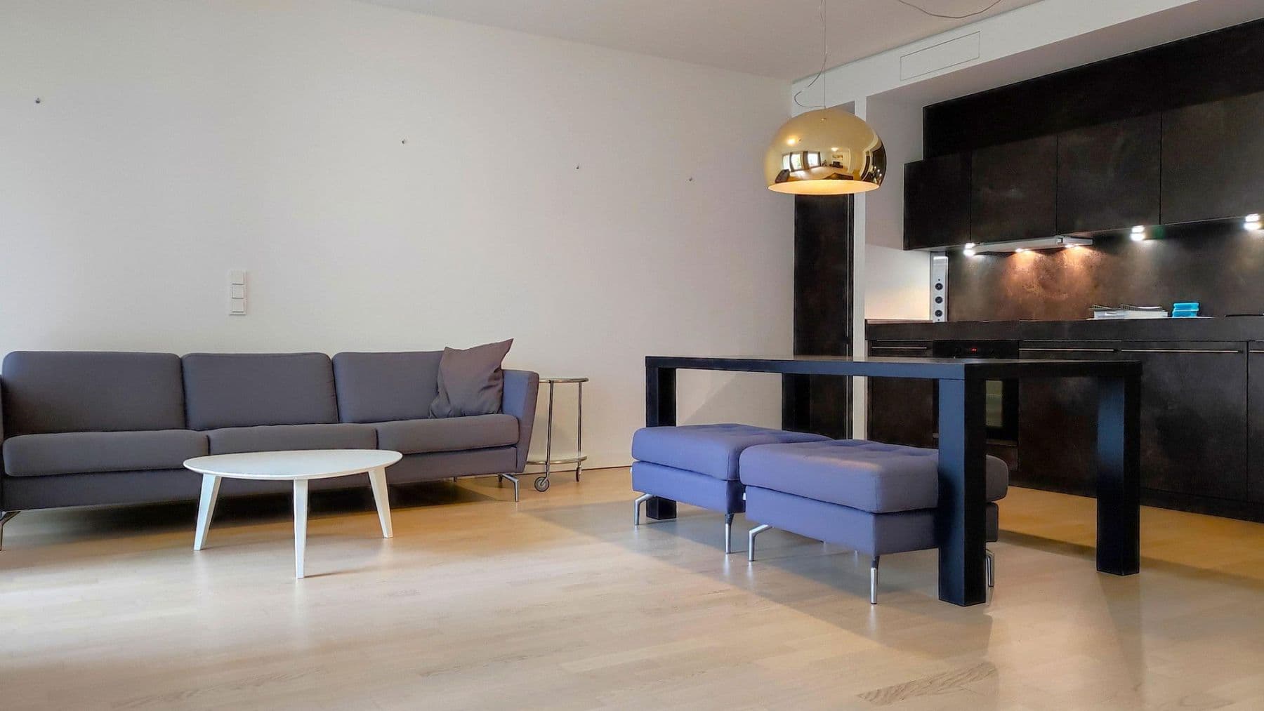 Prenájom bytu 3-izbový 94 m², Am Zirkus 12, Berlin, Berlín Prenájom bytu 3-izbový 94 m², Am Zirkus 12, Berlin, Berlín