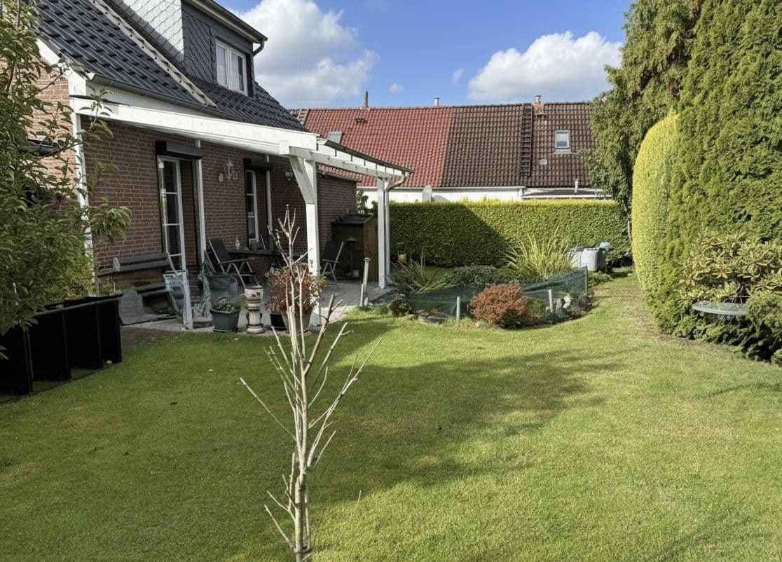 Predaj domu 100 m², pozemek 352 m², Hamburg, Hamburg Predaj domu 100 m², pozemek 352 m², Hamburg, Hamburg