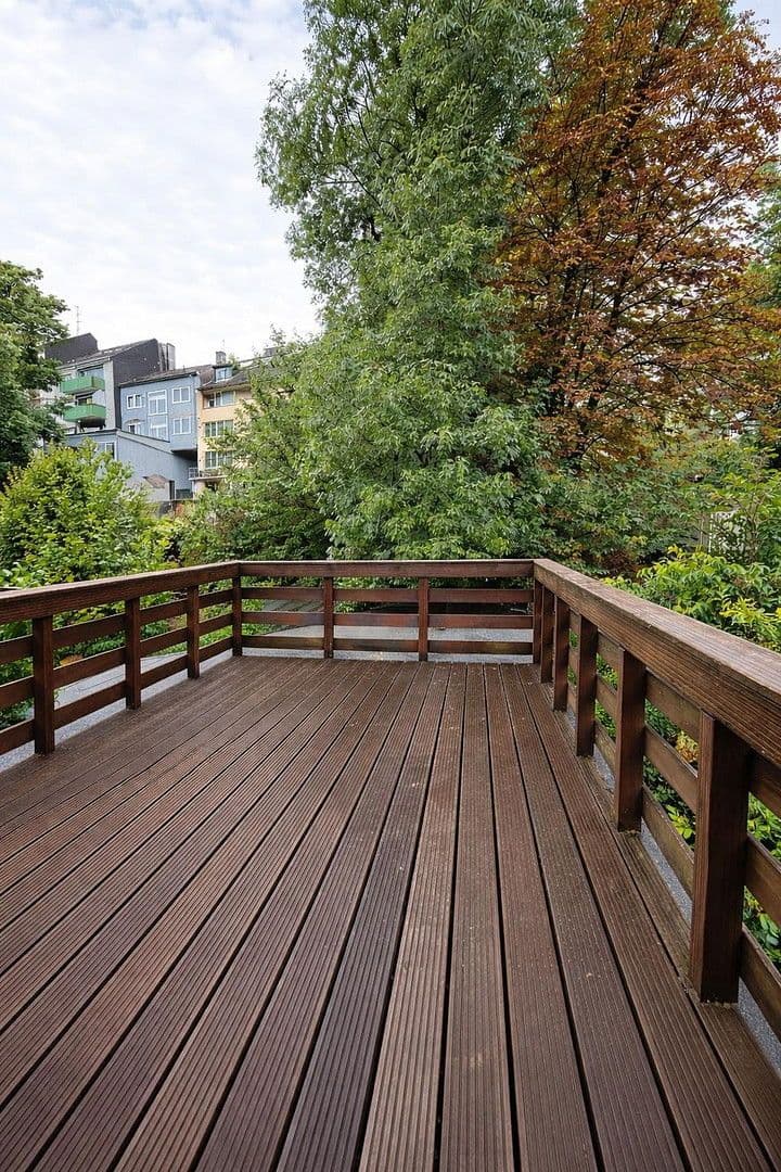 Prenájom bytu 3-izbový 87 m², Gathe 67A, Wuppertal, Severné Porýnie - Westfálsko Prenájom bytu 3-izbový 87 m², Gathe 67A, Wuppertal, Severné Porýnie - Westfálsko