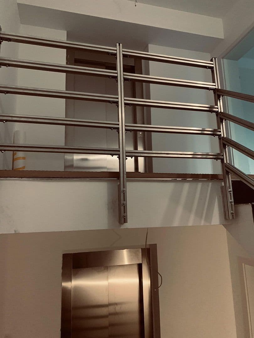 Prenájom bytu 3-izbový 117 m², Bochum, Severné Porýnie - Westfálsko Prenájom bytu 3-izbový 117 m², Bochum, Severné Porýnie - Westfálsko