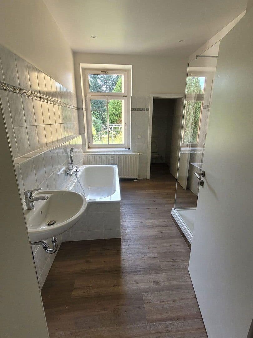 Prenájom bytu 2-izbový 52 m², Leipziger Straß3 96, Zwickau, Sasko Prenájom bytu 2-izbový 52 m², Leipziger Straß3 96, Zwickau, Sasko