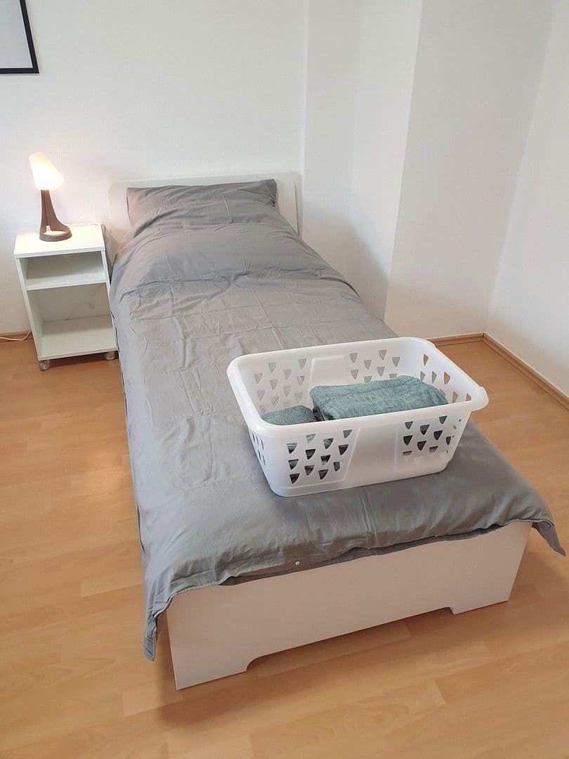 Prenájom bytu 3-izbový 70 m², Schillerstraße 6, St. Leon-Rot, Bádensko-Wurttembersko Prenájom bytu 3-izbový 70 m², Schillerstraße 6, St. Leon-Rot, Bádensko-Wurttembersko