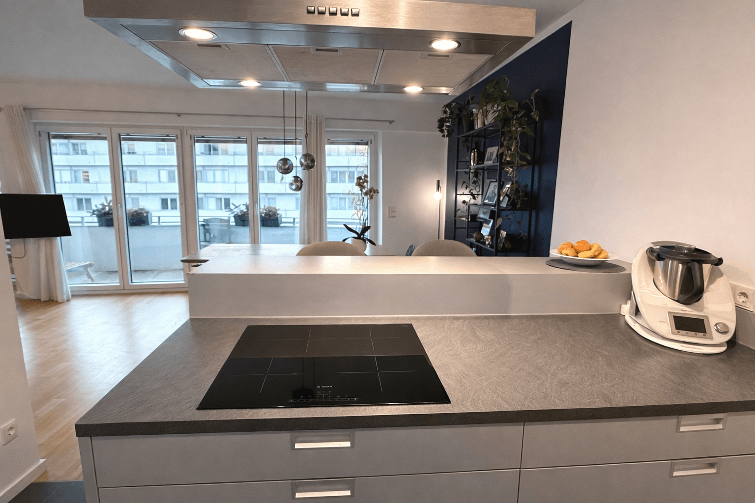 Predaj bytu 4-izbový 98 m², Welfenstraße 68, München, Bavorsko Predaj bytu 4-izbový 98 m², Welfenstraße 68, München, Bavorsko