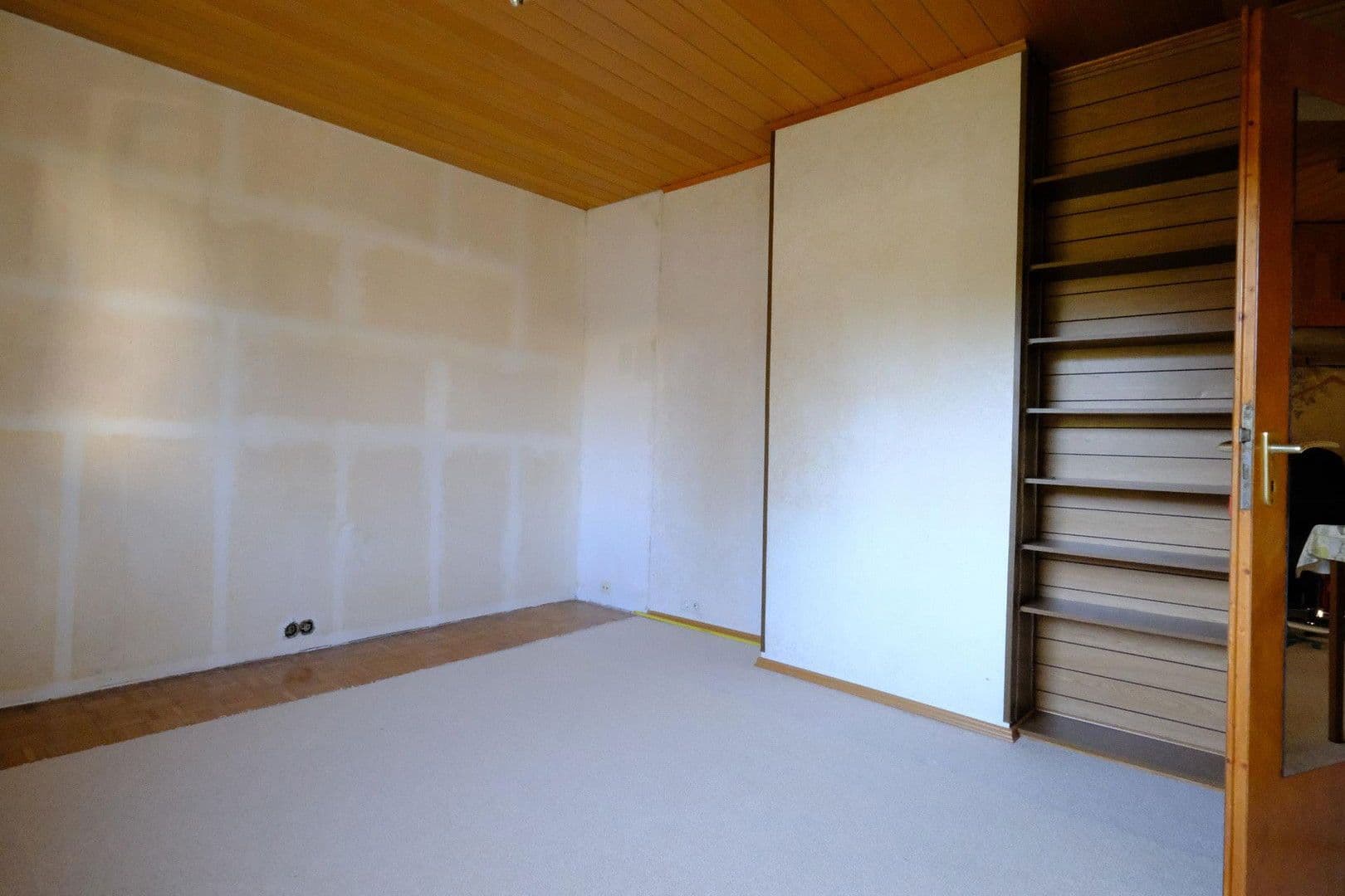 Predaj domu 283 m², pozemek 831 m², Maintal, Hesensko Predaj domu 283 m², pozemek 831 m², Maintal, Hesensko
