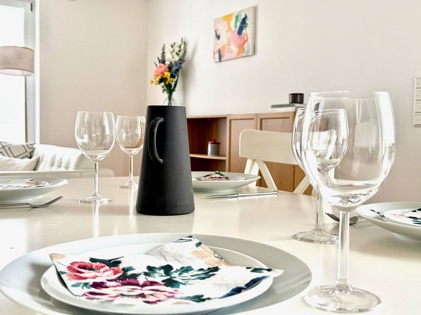 Prenájom bytu 3-izbový 70 m², München, Bavorsko Prenájom bytu 3-izbový 70 m², München, Bavorsko