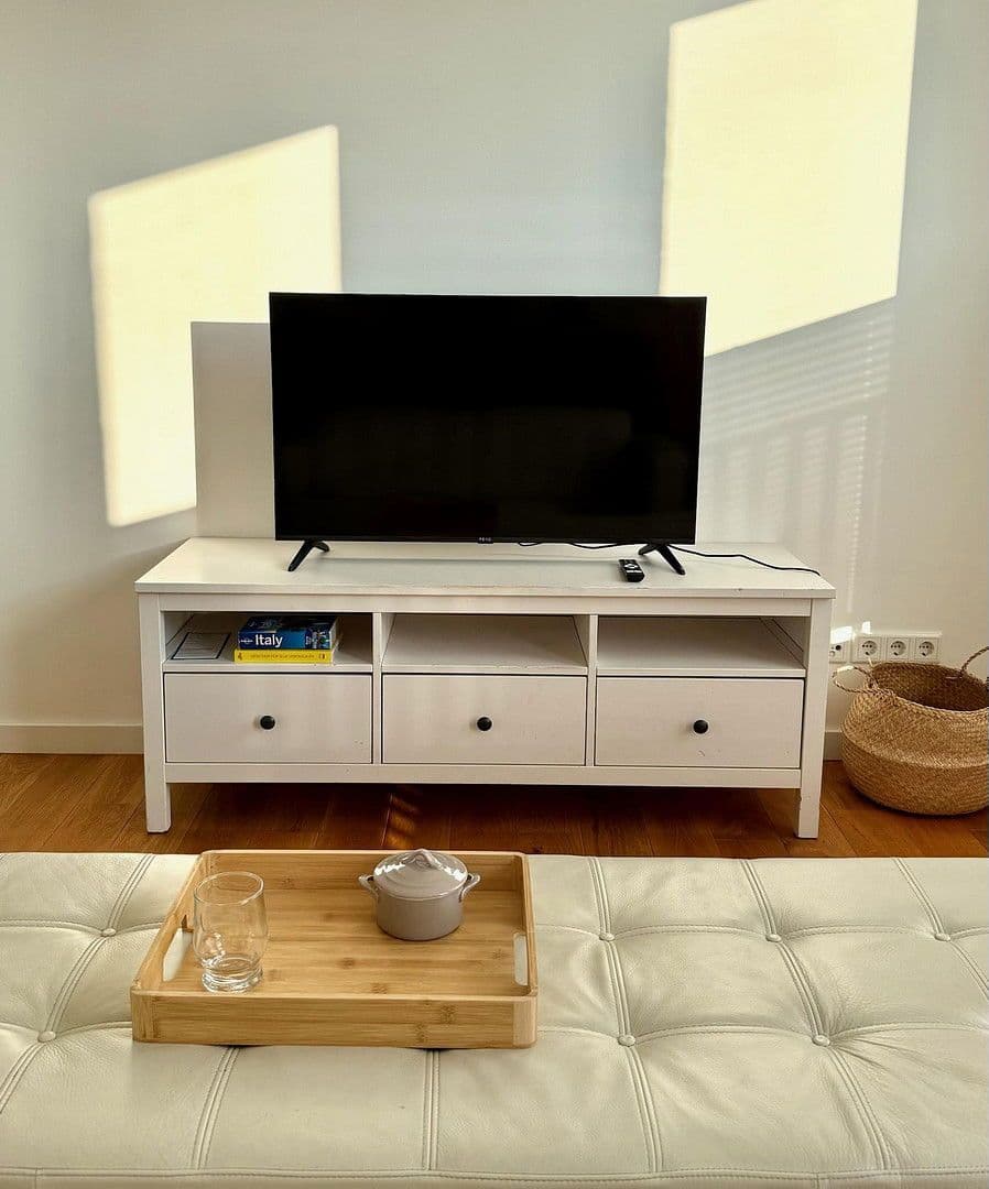 Prenájom bytu 3-izbový 70 m², München, Bavorsko Prenájom bytu 3-izbový 70 m², München, Bavorsko