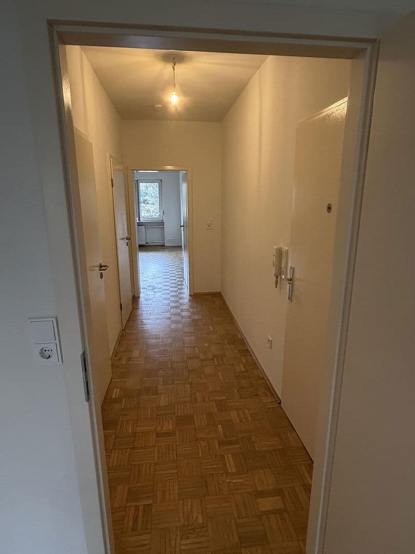 Prenájom bytu 2-izbový 51 m², Mauerweg 12, Frankfurt, Hesensko Prenájom bytu 2-izbový 51 m², Mauerweg 12, Frankfurt, Hesensko