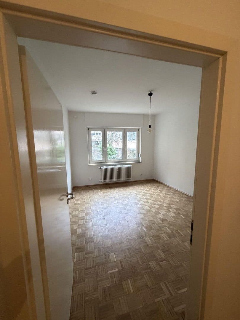 Prenájom bytu 2-izbový 51 m², Mauerweg 12, Frankfurt, Hesensko Prenájom bytu 2-izbový 51 m², Mauerweg 12, Frankfurt, Hesensko