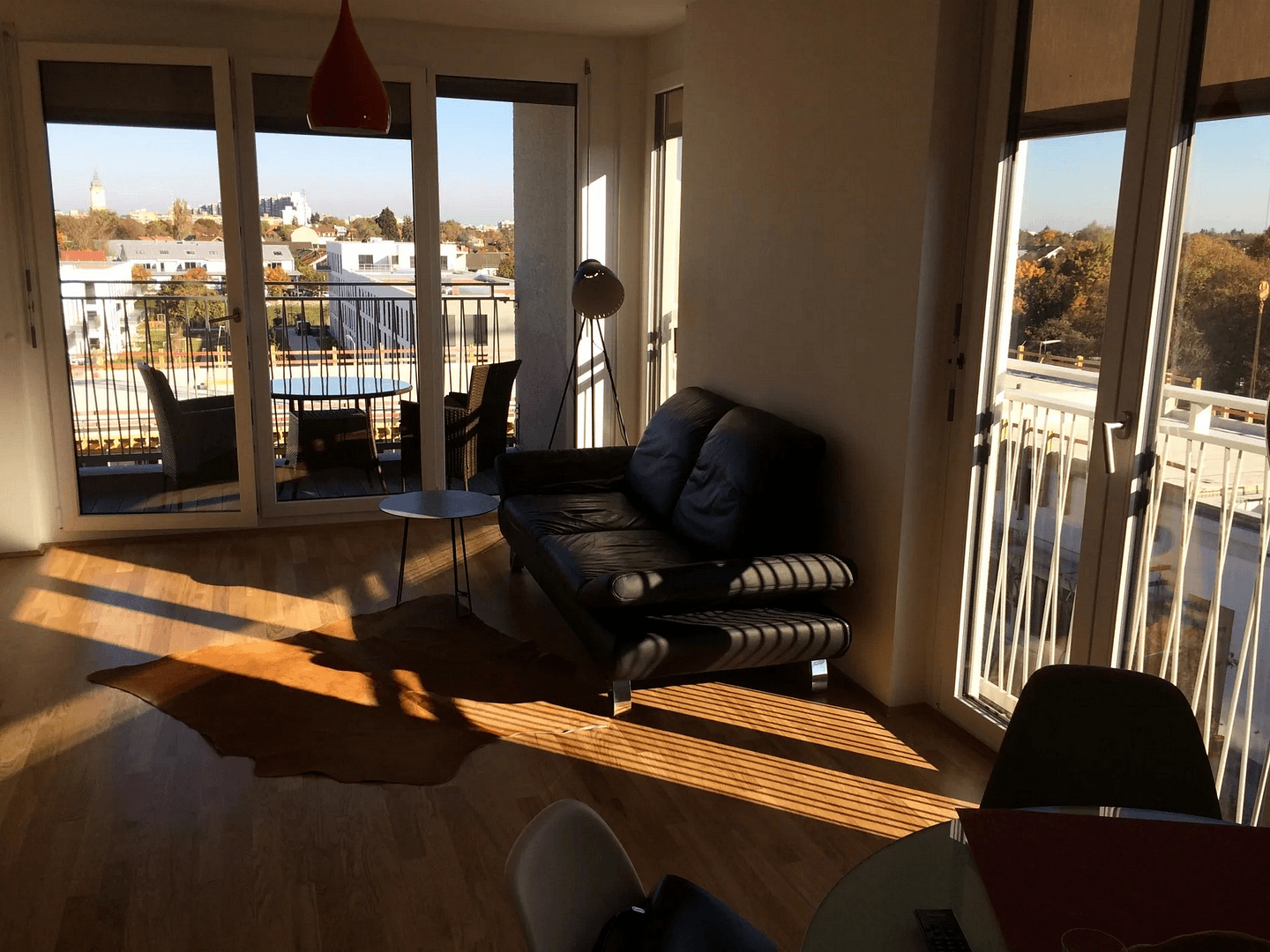 Prenájom bytu 2-izbový 52 m², München, Bavorsko Prenájom bytu 2-izbový 52 m², München, Bavorsko