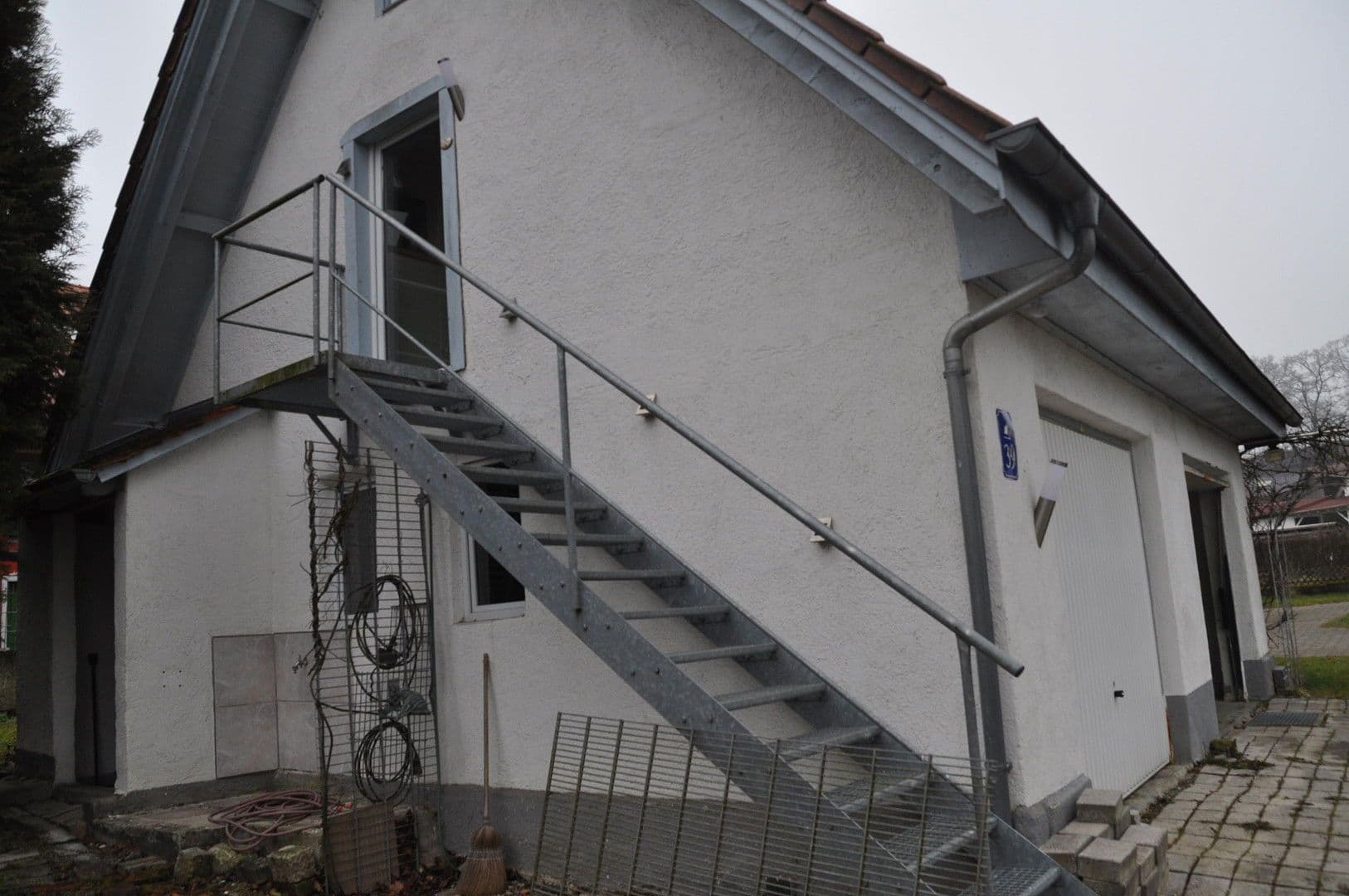 Predaj domu 138 m², pozemek 855 m², Maselheim, Bádensko-Wurttembersko Predaj domu 138 m², pozemek 855 m², Maselheim, Bádensko-Wurttembersko