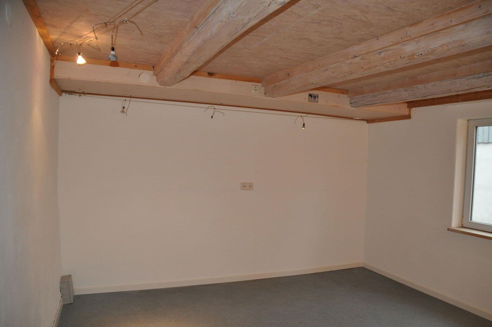 Predaj domu 138 m², pozemek 855 m², Maselheim, Bádensko-Wurttembersko Predaj domu 138 m², pozemek 855 m², Maselheim, Bádensko-Wurttembersko
