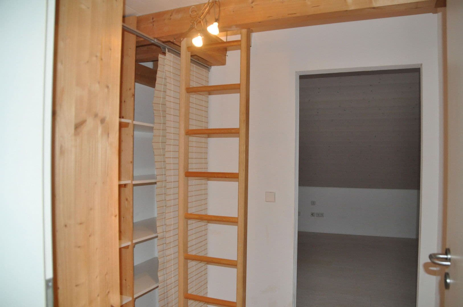 Predaj domu 138 m², pozemek 855 m², Maselheim, Bádensko-Wurttembersko Predaj domu 138 m², pozemek 855 m², Maselheim, Bádensko-Wurttembersko