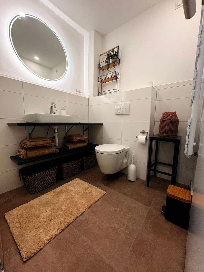 Prenájom bytu 3-izbový 80 m², Hockenheim, Bádensko-Wurttembersko Prenájom bytu 3-izbový 80 m², Hockenheim, Bádensko-Wurttembersko