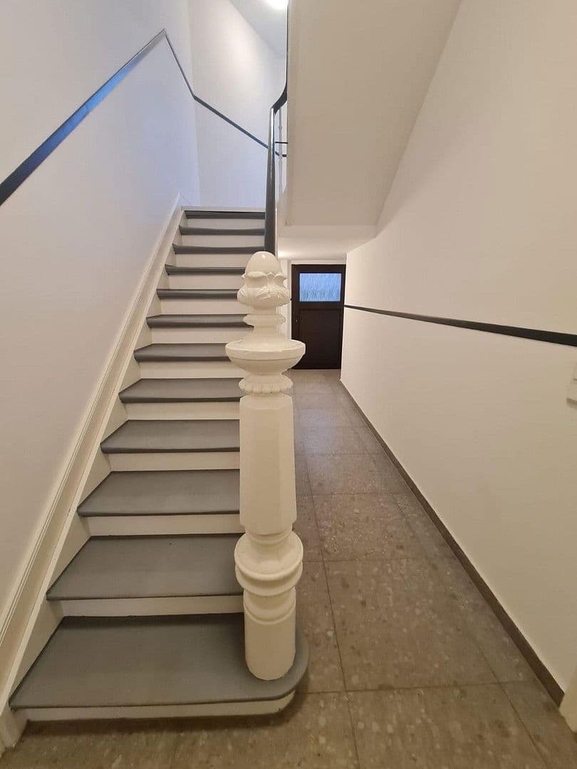 Predaj domu 309 m², pozemek 266 m², Liebknechtstraße 79, Oberhausen, Severné Porýnie - Westfálsko Predaj domu 309 m², pozemek 266 m², Liebknechtstraße 79, Oberhausen, Severné Porýnie - Westfálsko