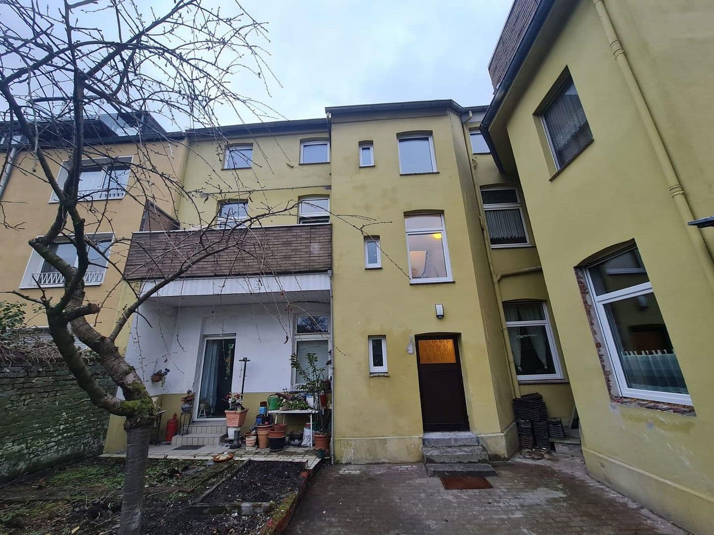 Predaj domu 309 m², pozemek 266 m², Liebknechtstraße 79, Oberhausen, Severné Porýnie - Westfálsko Predaj domu 309 m², pozemek 266 m², Liebknechtstraße 79, Oberhausen, Severné Porýnie - Westfálsko