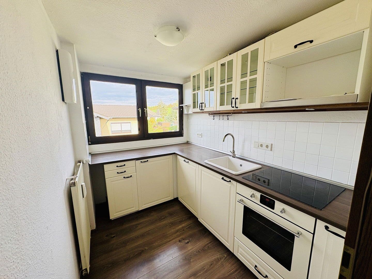 Predaj bytu 2-izbový 76 m², Am Rodderberg 20, Wachtberg, Severné Porýnie - Westfálsko Predaj bytu 2-izbový 76 m², Am Rodderberg 20, Wachtberg, Severné Porýnie - Westfálsko