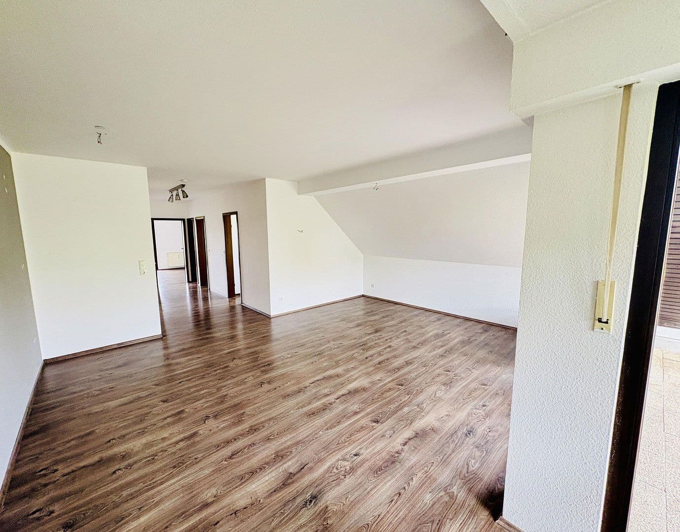 Predaj bytu 2-izbový 76 m², Am Rodderberg 20, Wachtberg, Severné Porýnie - Westfálsko Predaj bytu 2-izbový 76 m², Am Rodderberg 20, Wachtberg, Severné Porýnie - Westfálsko