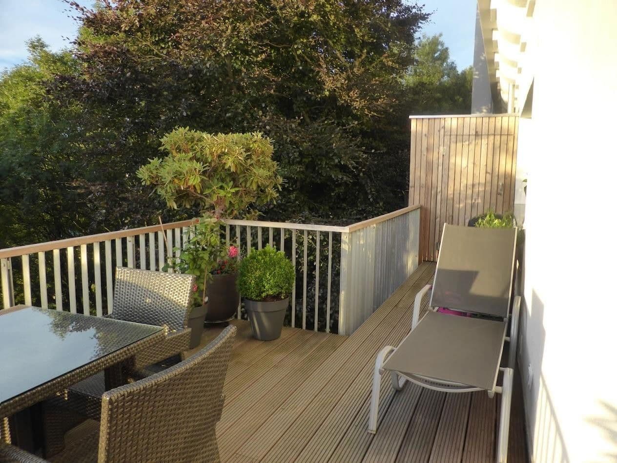 Prenájom bytu 4-izbový 154 m², Siegbergstr. 73, Siegen, Severné Porýnie - Westfálsko Prenájom bytu 4-izbový 154 m², Siegbergstr. 73, Siegen, Severné Porýnie - Westfálsko