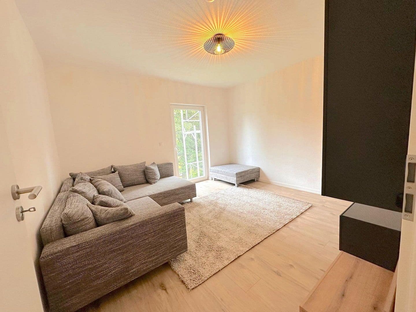 Prenájom bytu 3-izbový 60 m², Sperberstr. 26, Villingen-Schwenningen, Bádensko-Wurttembersko Prenájom bytu 3-izbový 60 m², Sperberstr. 26, Villingen-Schwenningen, Bádensko-Wurttembersko