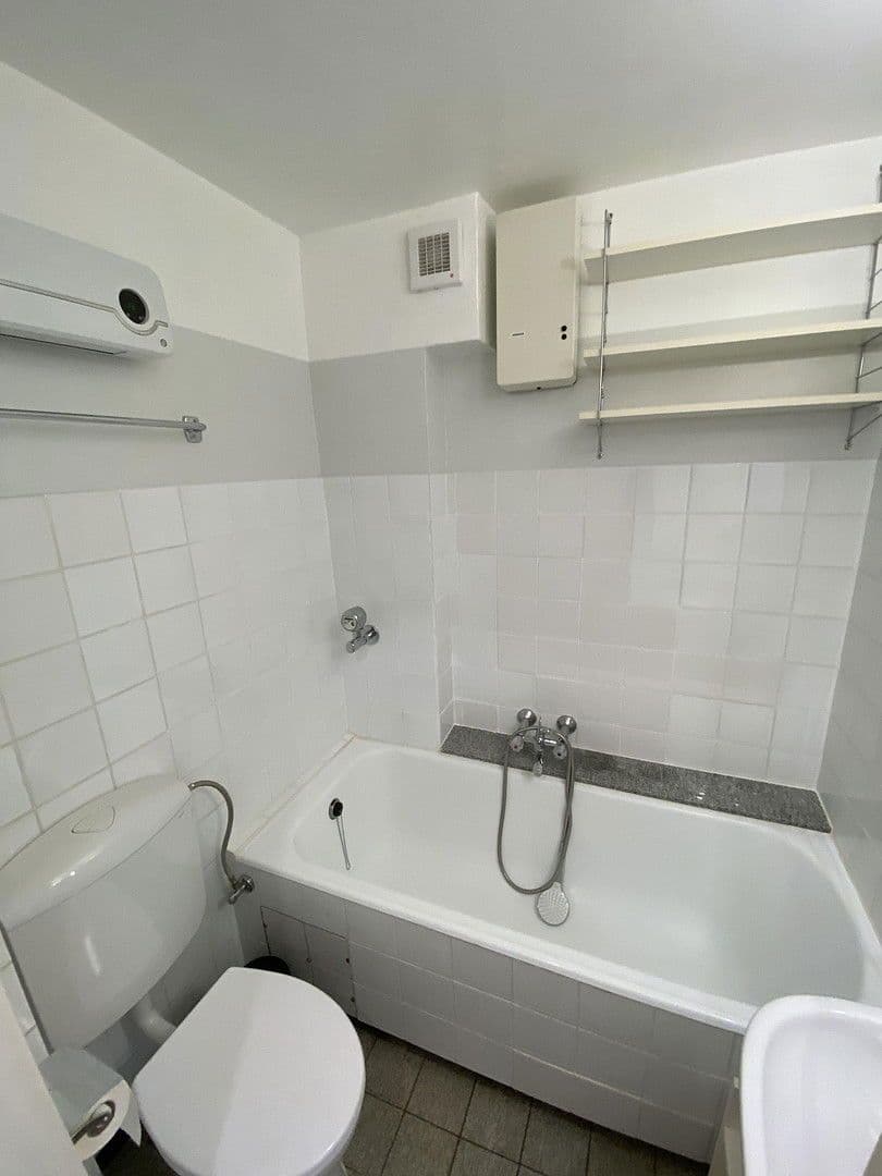 Prenájom bytu 1-izbový 25 m², Mozartstraße 5, Stuttgart, Bádensko-Wurttembersko Prenájom bytu 1-izbový 25 m², Mozartstraße 5, Stuttgart, Bádensko-Wurttembersko