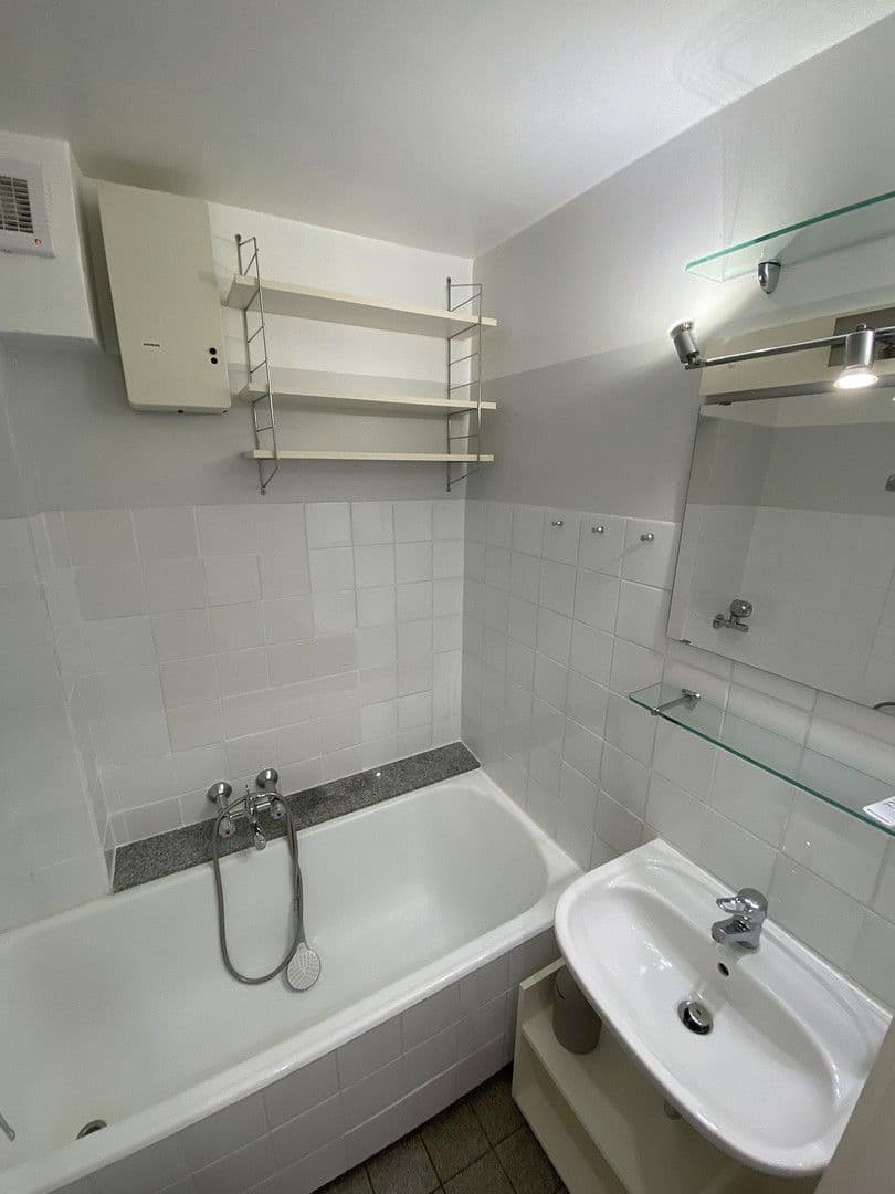 Prenájom bytu 1-izbový 25 m², Mozartstraße 5, Stuttgart, Bádensko-Wurttembersko Prenájom bytu 1-izbový 25 m², Mozartstraße 5, Stuttgart, Bádensko-Wurttembersko