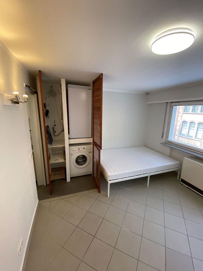 Prenájom bytu 1-izbový 25 m², Mozartstraße 5, Stuttgart, Bádensko-Wurttembersko Prenájom bytu 1-izbový 25 m², Mozartstraße 5, Stuttgart, Bádensko-Wurttembersko