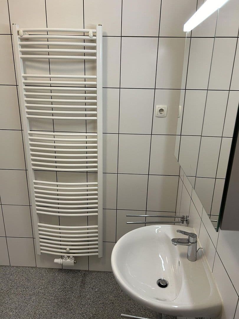 Prenájom bytu 1-izbový 34 m², Brehmstraße 4, Wien, Viedeň Prenájom bytu 1-izbový 34 m², Brehmstraße 4, Wien, Viedeň