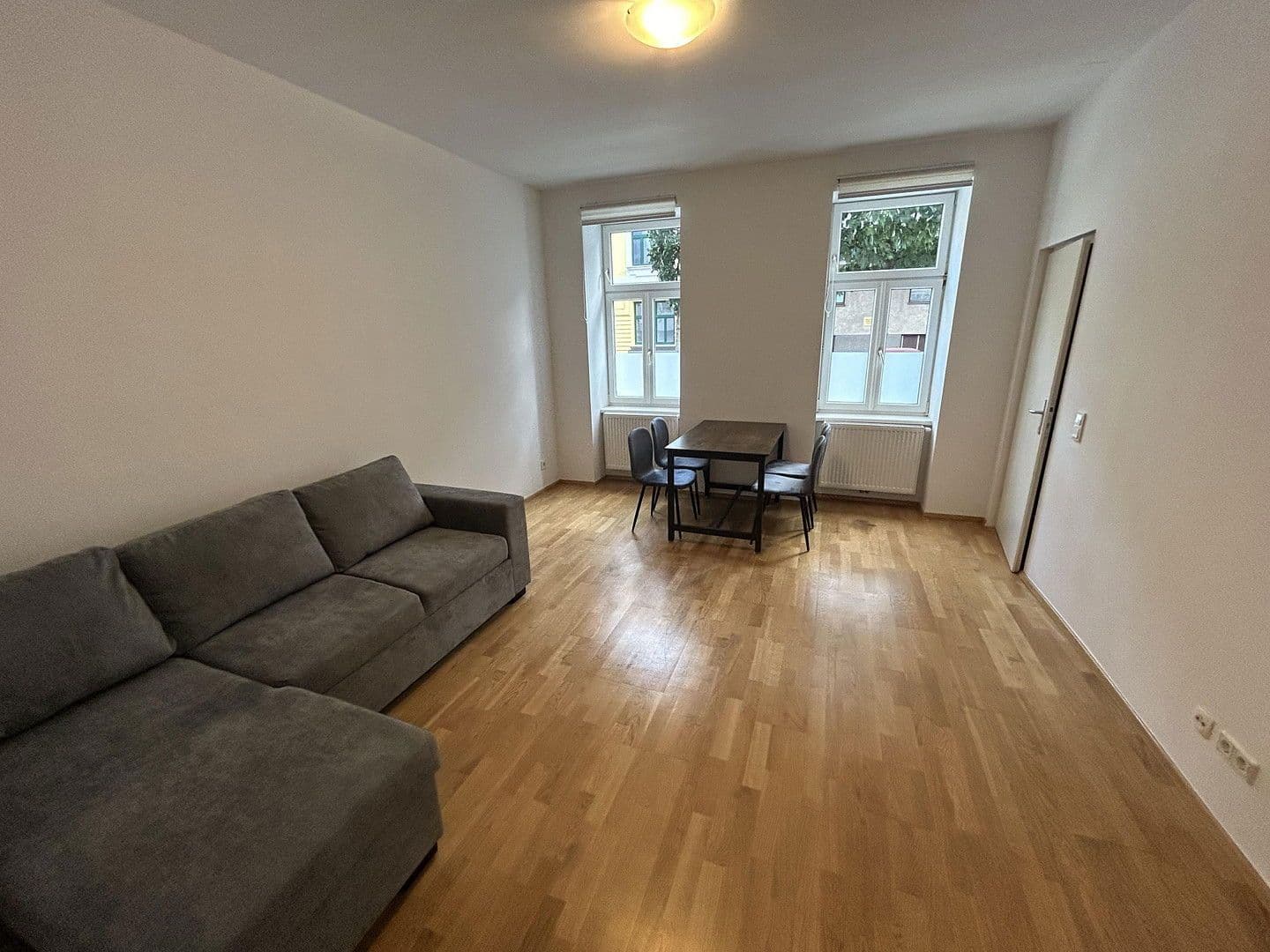 Prenájom bytu 1-izbový 34 m², Brehmstraße 4, Wien, Viedeň Prenájom bytu 1-izbový 34 m², Brehmstraße 4, Wien, Viedeň