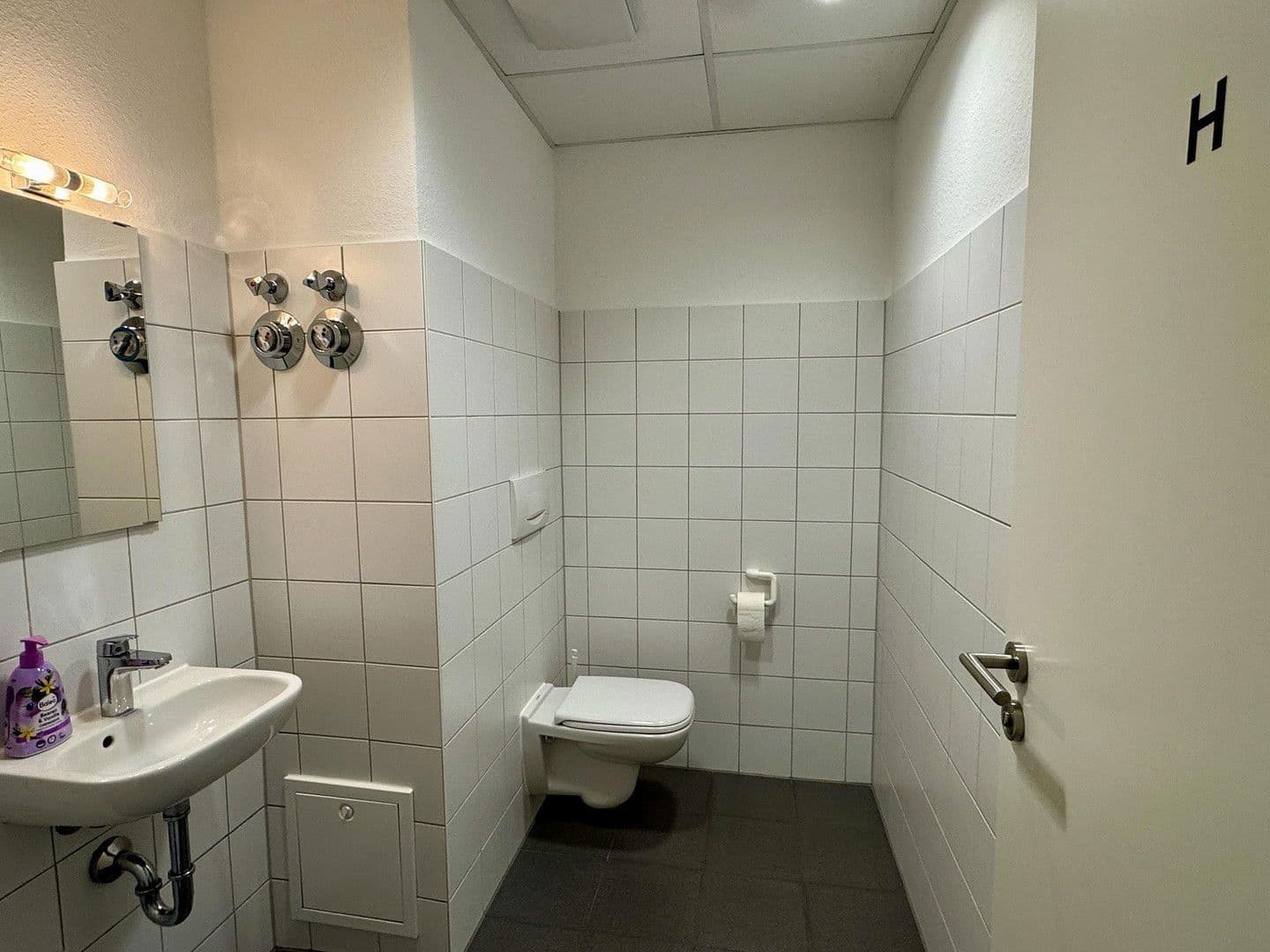 Prenájom kancelárie 93 m², Eisentalstr. 11, Waiblingen, Bádensko-Wurttembersko Prenájom kancelárie 93 m², Eisentalstr. 11, Waiblingen, Bádensko-Wurttembersko