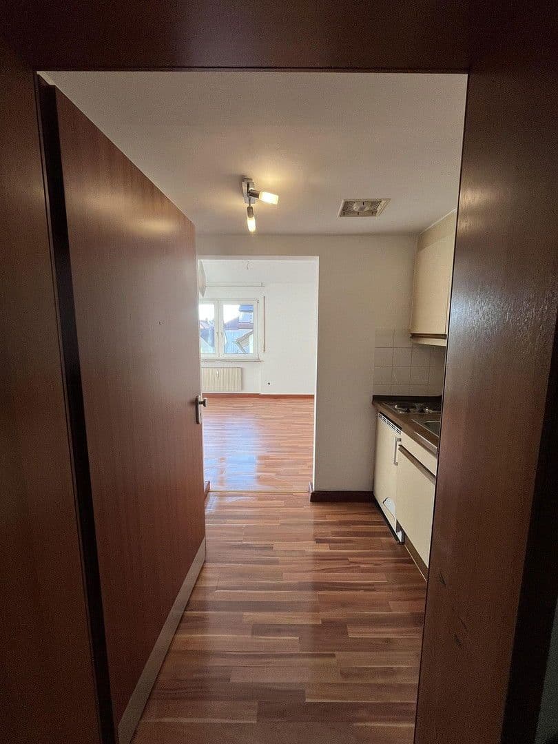 Prenájom bytu 1-izbový 21 m², Gönnerstraße 11, Bamberg, Bavorsko Prenájom bytu 1-izbový 21 m², Gönnerstraße 11, Bamberg, Bavorsko