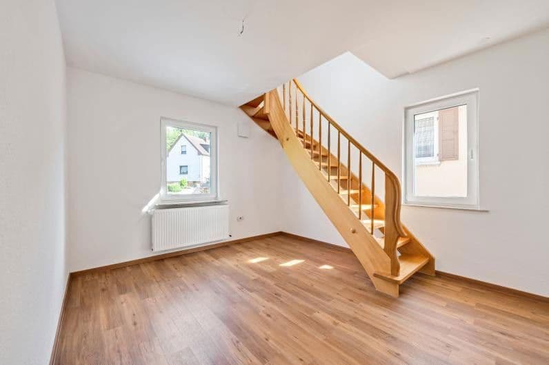 Predaj domu 183 m², pozemek 235 m², Heilbronn, Bádensko-Wurttembersko Predaj domu 183 m², pozemek 235 m², Heilbronn, Bádensko-Wurttembersko