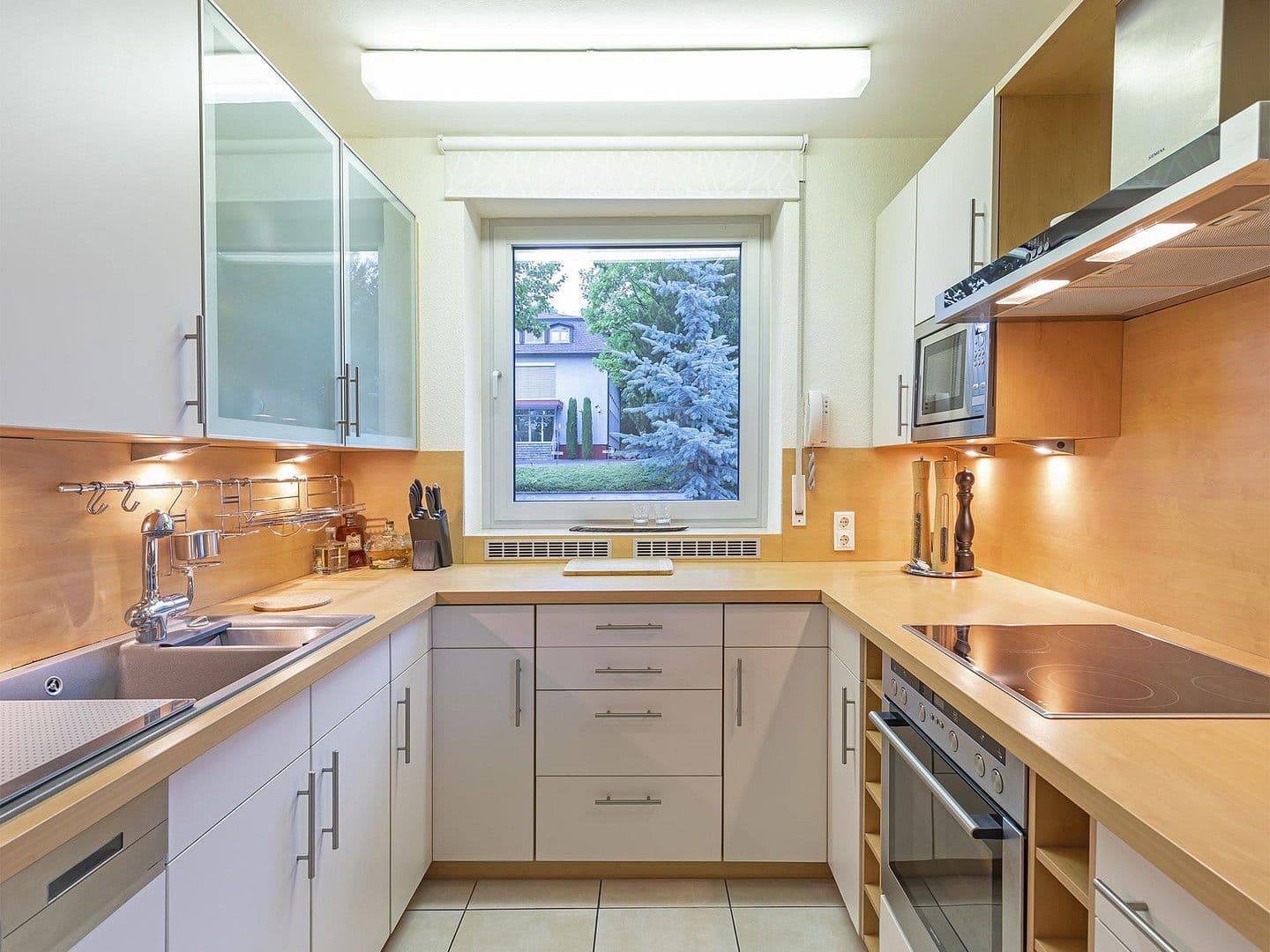 Predaj domu 282 m², pozemek 504 m², Bad Homburg vor der Höhe, Hesensko Predaj domu 282 m², pozemek 504 m², Bad Homburg vor der Höhe, Hesensko