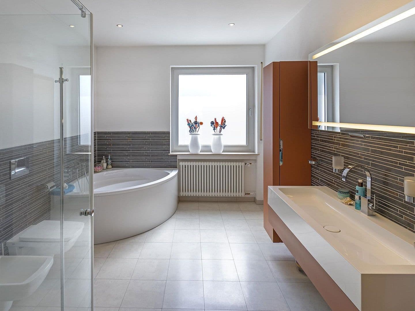 Predaj domu 282 m², pozemek 504 m², Bad Homburg vor der Höhe, Hesensko Predaj domu 282 m², pozemek 504 m², Bad Homburg vor der Höhe, Hesensko