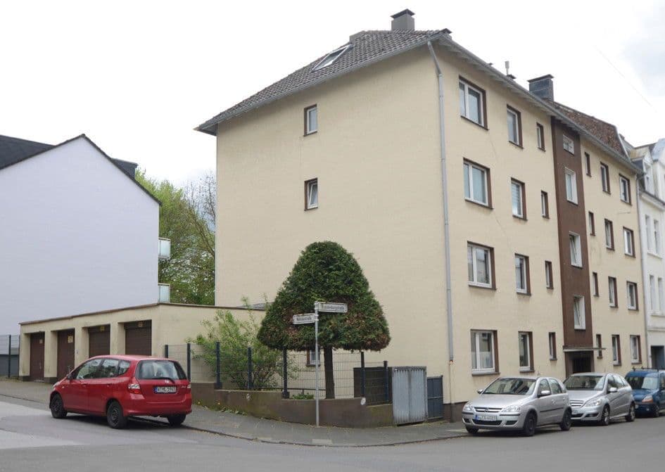 Predaj bytu 5-izbový 124 m², Brandenburgstr. 16, Wuppertal, Severné Porýnie - Westfálsko Predaj bytu 5-izbový 124 m², Brandenburgstr. 16, Wuppertal, Severné Porýnie - Westfálsko